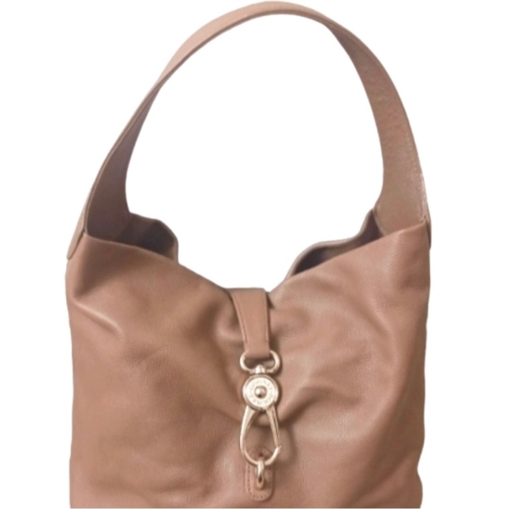 - Dooney & Bourke beautiful shoulder bag. Great for summer.